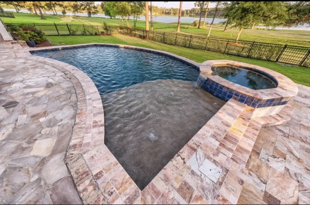 Picture of Rick & Lisa Maia's pool.