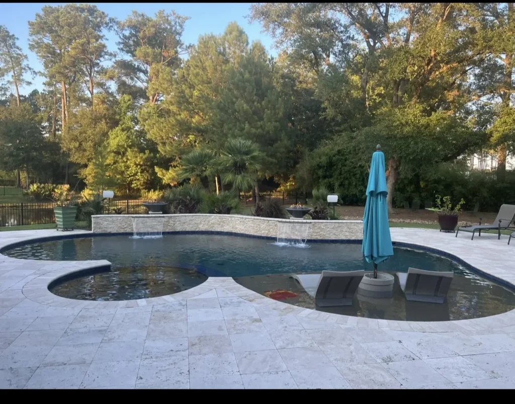 Picture of Greg & Melissa's pool.